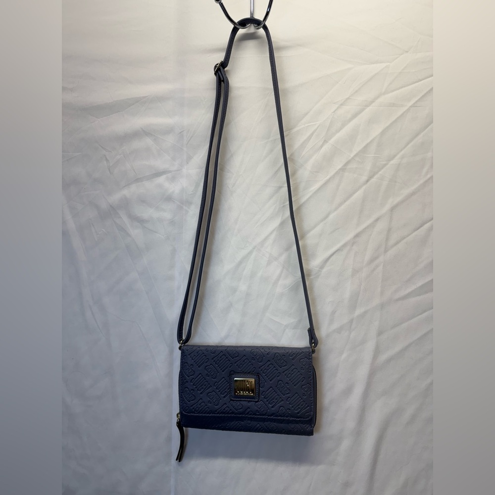 Juicy Couture Slate Blue Cross Body Wallet Purse 12 CC Slots Zips Close Embossed